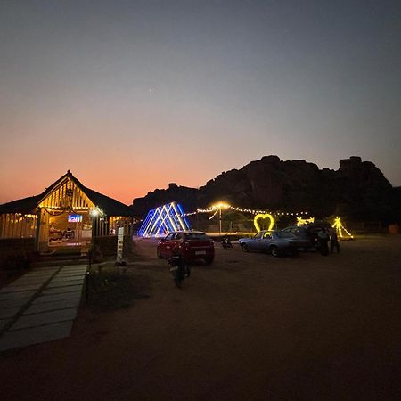 Murali Guesthouse Хампі Екстер'єр фото