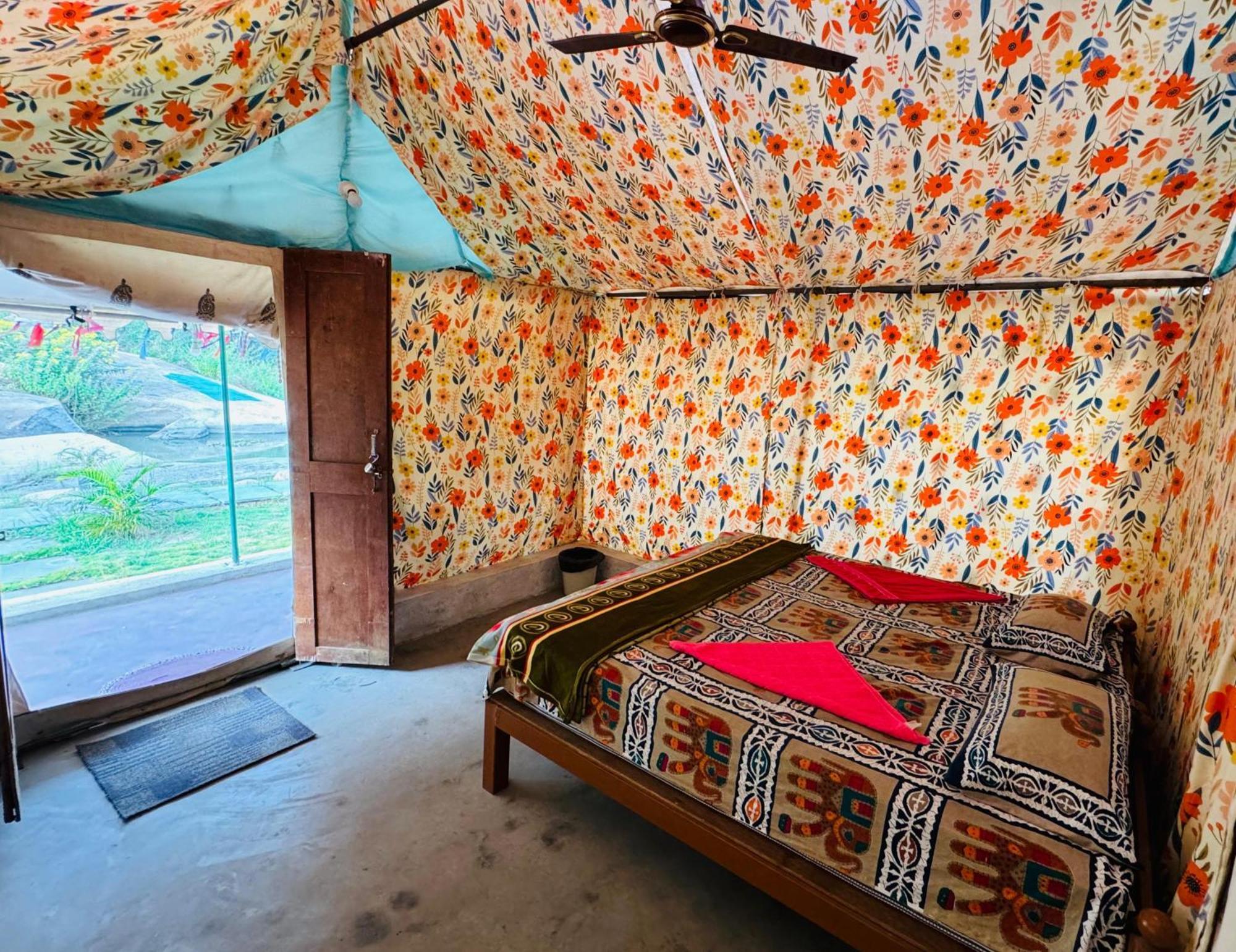 Murali Guesthouse Хампі Екстер'єр фото