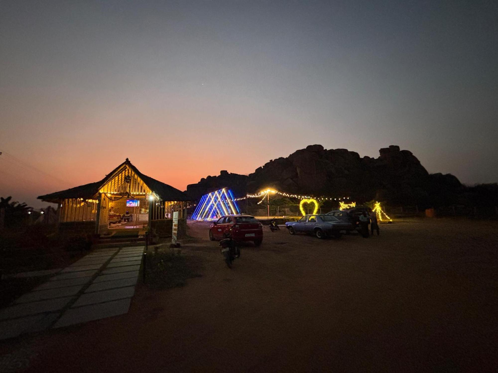 Murali Guesthouse Хампі Екстер'єр фото